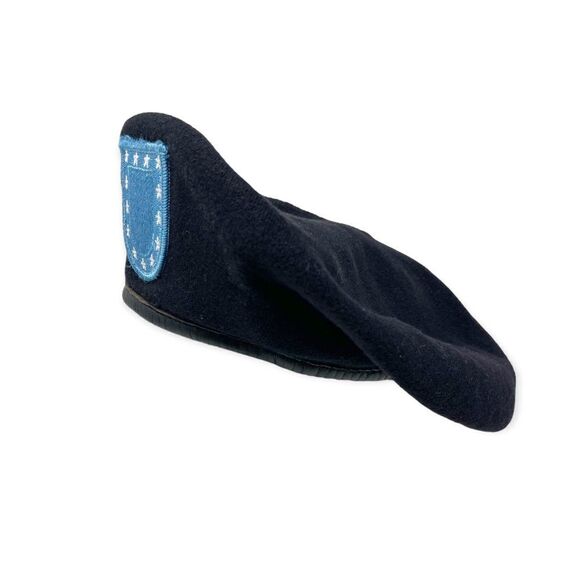 Vintage DSCP Military 100% Wool Black Military Beret Size 7 1/8 Made in USA Flaw - Picture 1 of 10